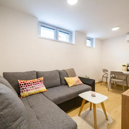 Zvoncac Apartamento *